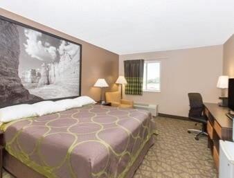 Super 8 By Wyndham Belleville Ngoại thất bức ảnh